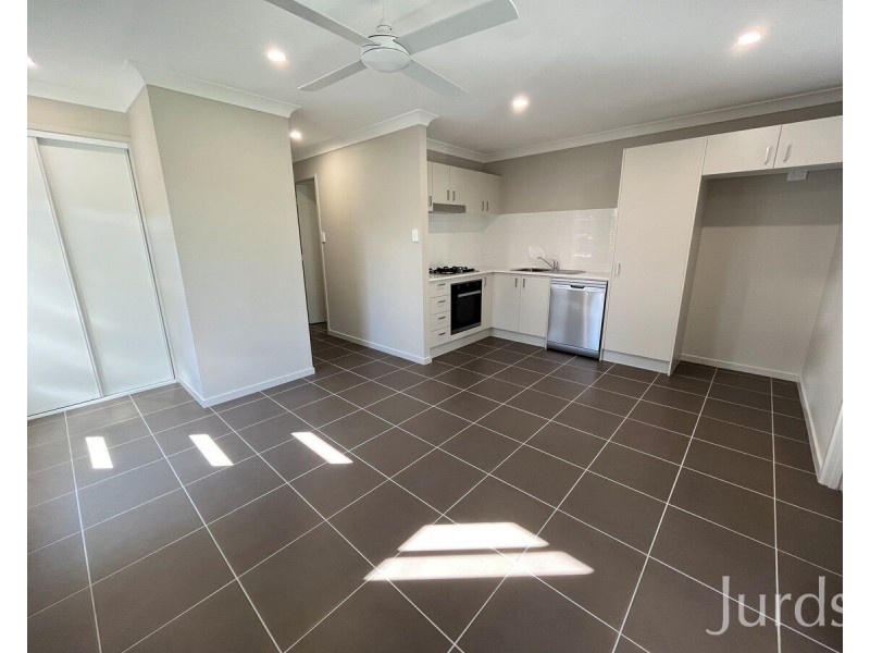 2/17 Wetland View Drive, Cessnock NSW 2325