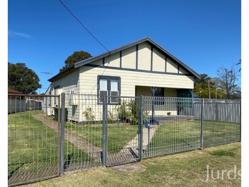 2 Sports Avenue, Cessnock NSW 2325