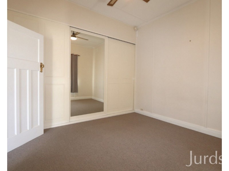 13 Elizabeth Street, Cessnock NSW 2325