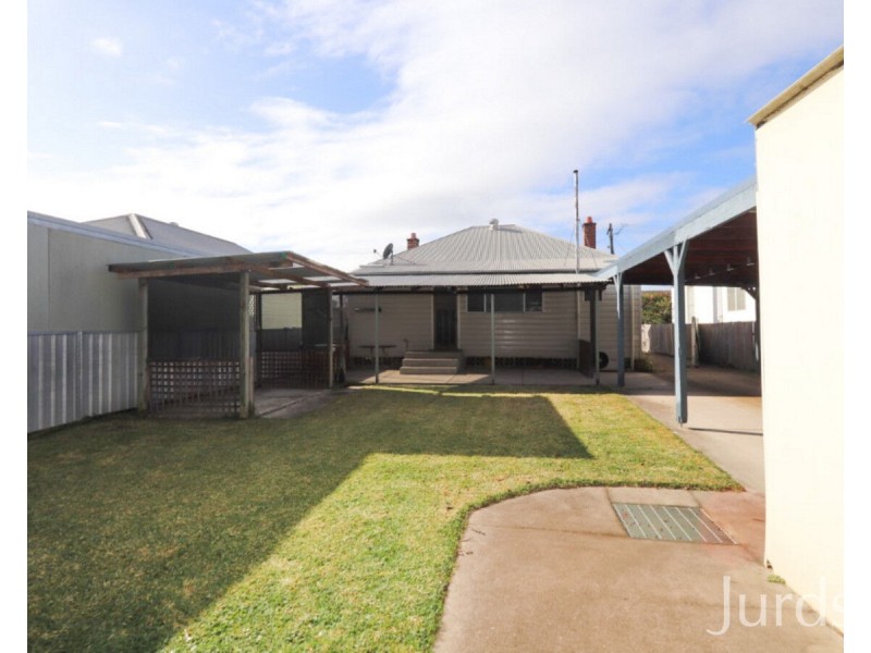 13 Elizabeth Street, Cessnock NSW 2325