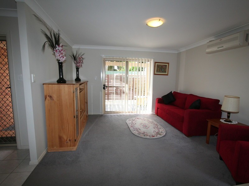 2/11A Greta Street, Aberdare NSW 2325