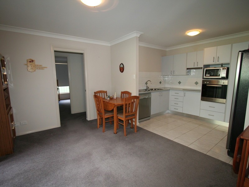 2/11A Greta Street, Aberdare NSW 2325