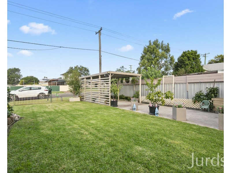 6 Charlton Street, Bellbird NSW 2325