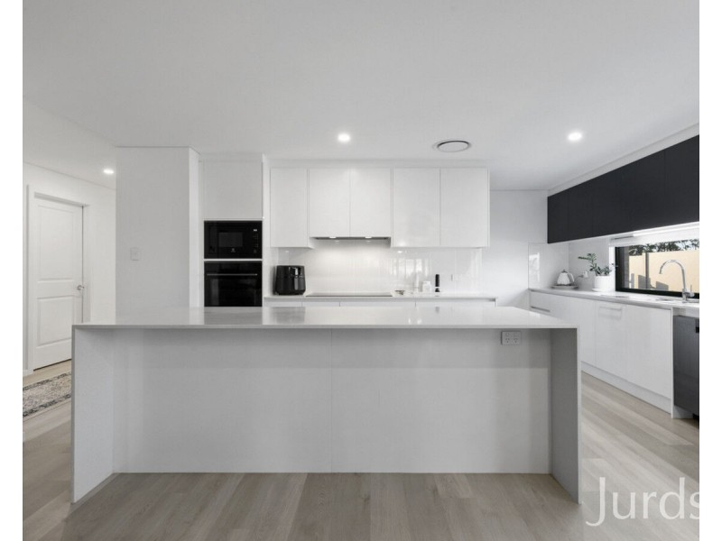 9 Rampling Avenue, North Rothbury NSW 2335