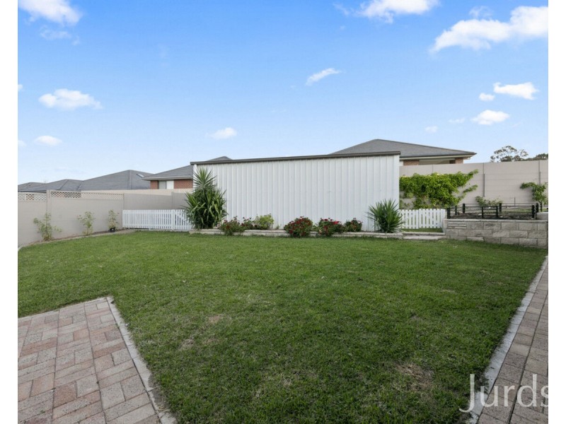 9 Rampling Avenue, North Rothbury NSW 2335