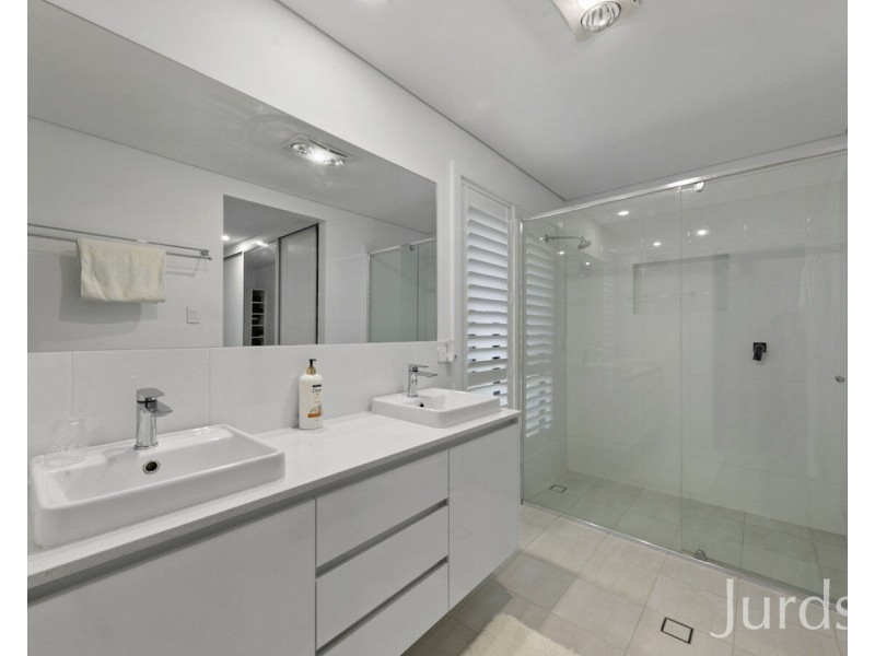 9 Rampling Avenue, North Rothbury NSW 2335