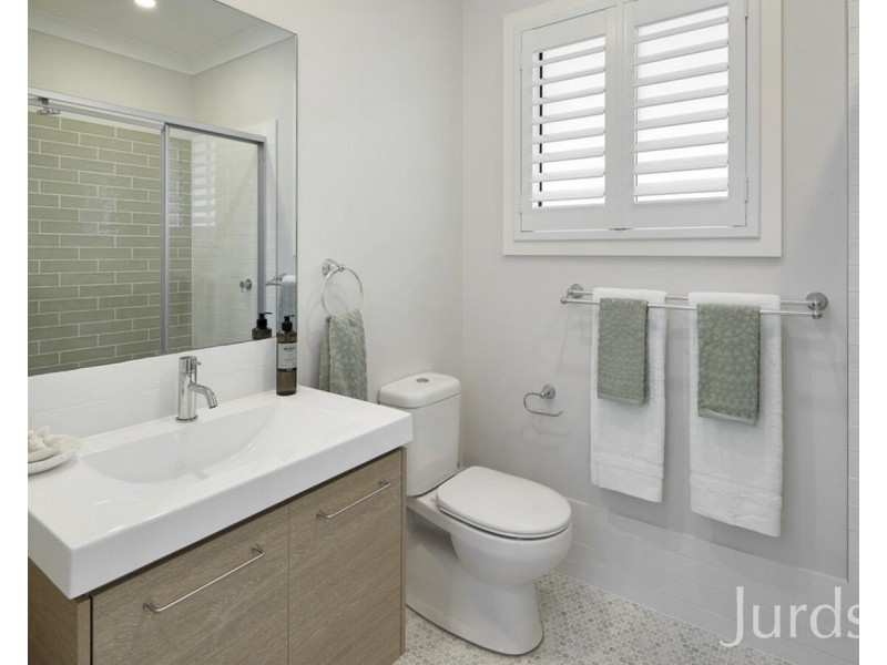 8 Peachy Avenue, North Rothbury NSW 2335