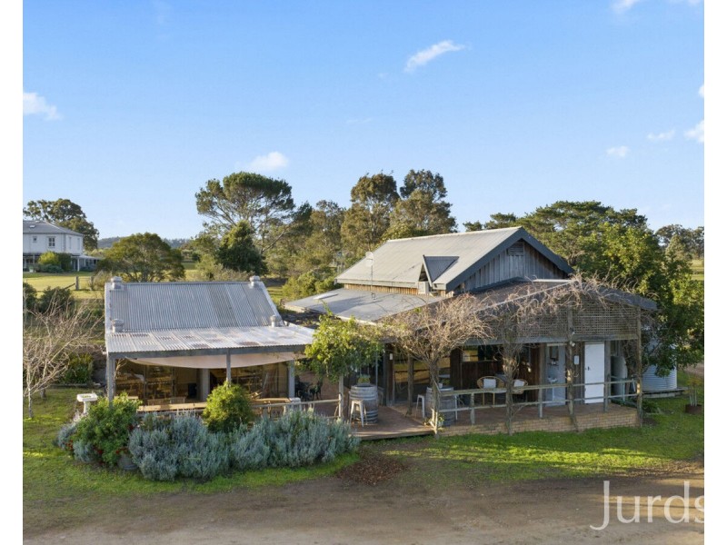 247 Wilderness Road, Lovedale NSW 2325