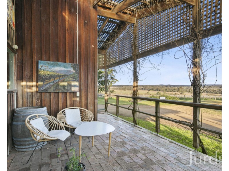 247 Wilderness Road, Lovedale NSW 2325