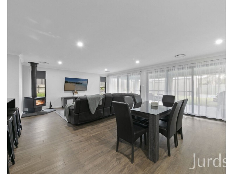 4 Dianella Crescent, Paxton NSW 2325