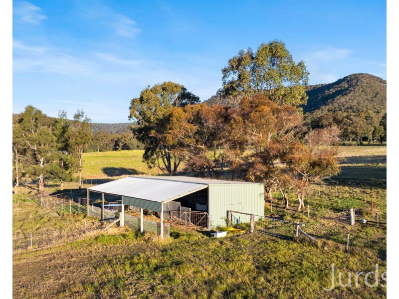 295 Swans Lane, Quorrobolong NSW 2325
