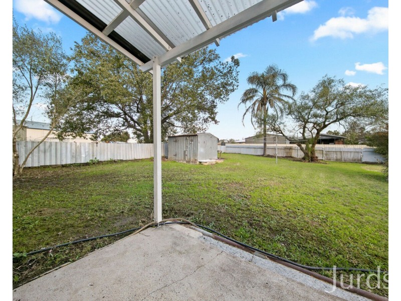 10 Knox Street, Abernethy NSW 2325