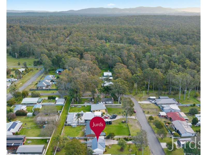 10 Knox Street, Abernethy NSW 2325
