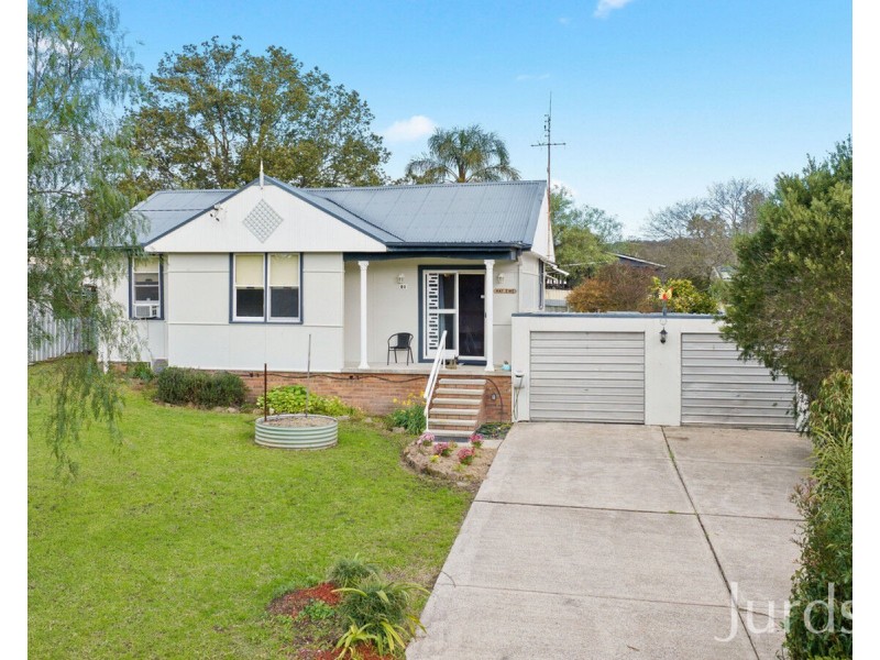 10 Knox Street, Abernethy NSW 2325