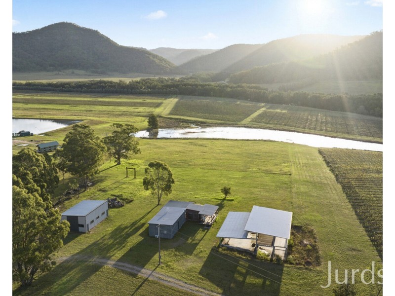 658 Wollombi Road, Broke NSW 2330