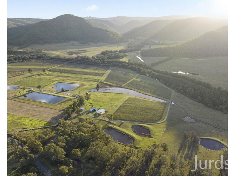 658 Wollombi Road, Broke NSW 2330