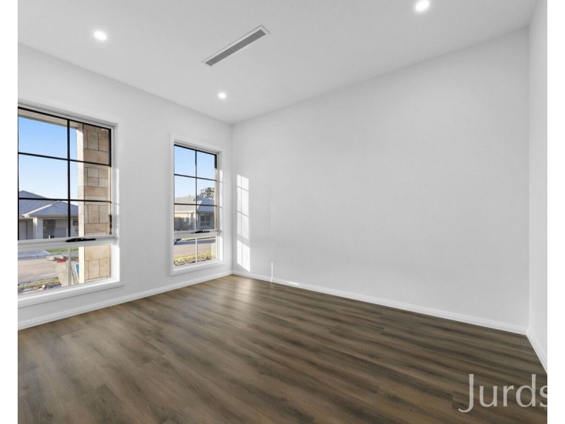 38 Cheetham Crs, North Rothbury NSW 2335