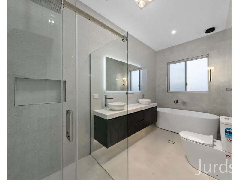 38 Cheetham Crs, North Rothbury NSW 2335