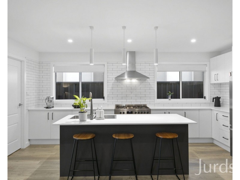 13 Portrush Avenue, Cessnock NSW 2325