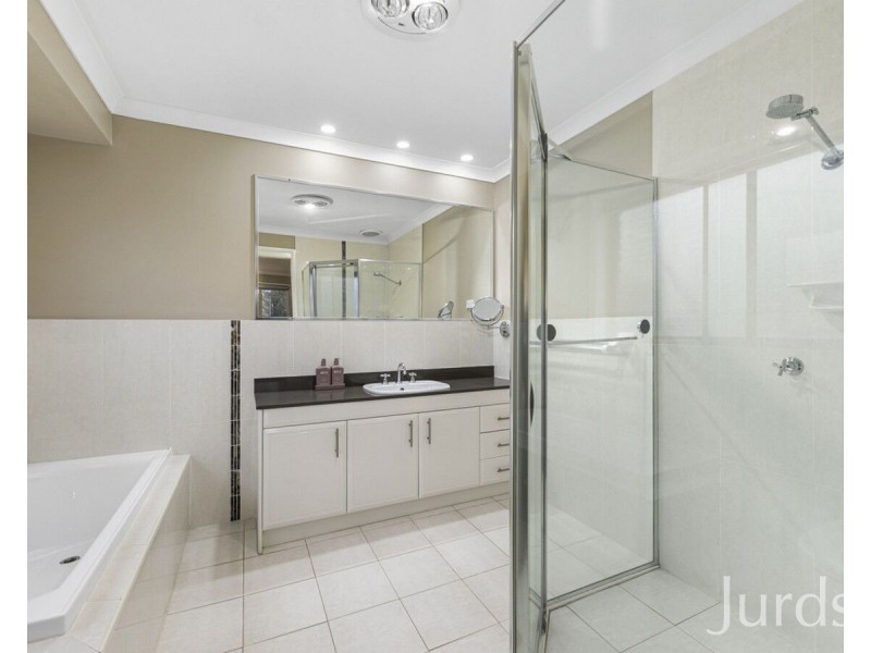 4 She Oak Close, Windella NSW 2320