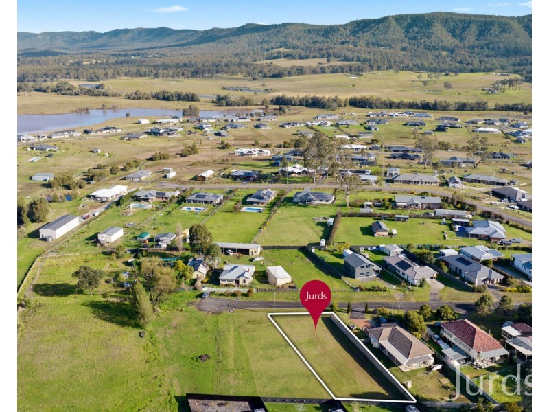 6 Walmsley Street, Millfield NSW 2325