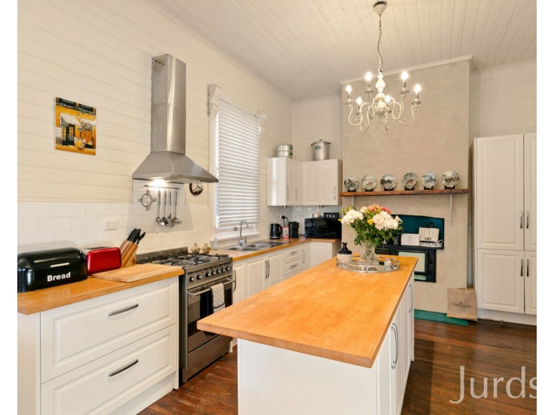 27 Regent Street, Cessnock NSW 2325