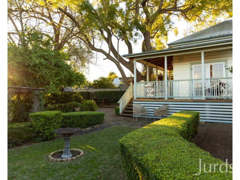 27 Regent Street, Cessnock NSW 2325