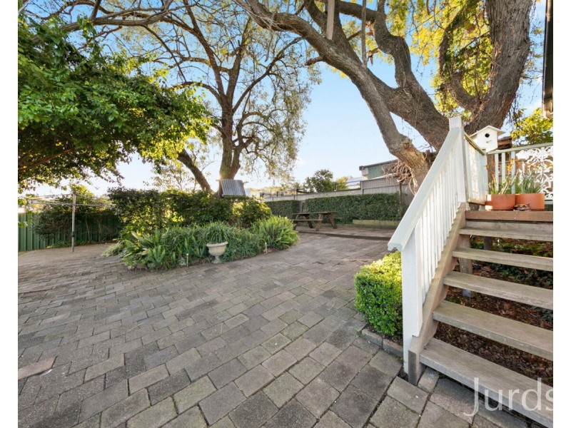 27 Regent Street, Cessnock NSW 2325