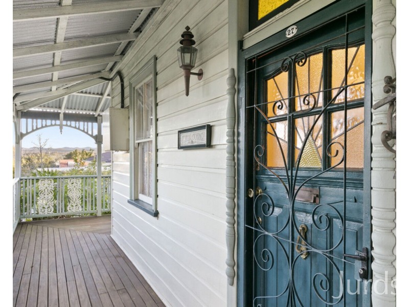 27 Regent Street, Cessnock NSW 2325