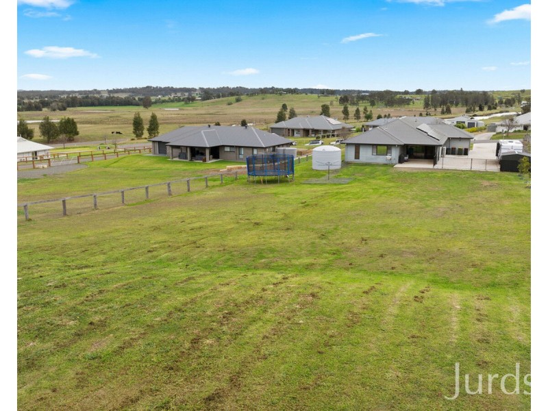 35 Pyrus Avenue, Branxton NSW 2335
