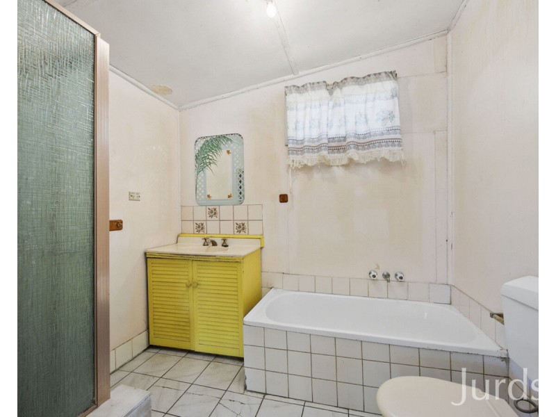 65 Wollombi Road, Cessnock NSW 2325