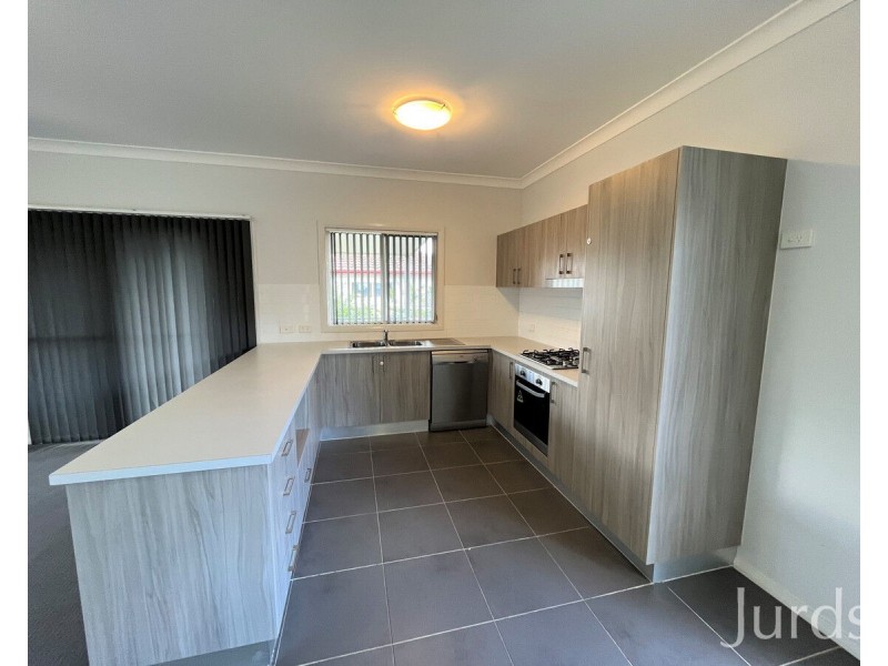17a Desmond Street, Cessnock NSW 2325