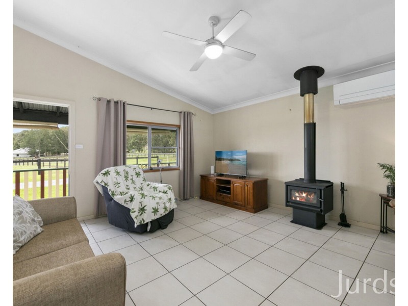 1214 Leggetts Drive, Mount Vincent NSW 2323
