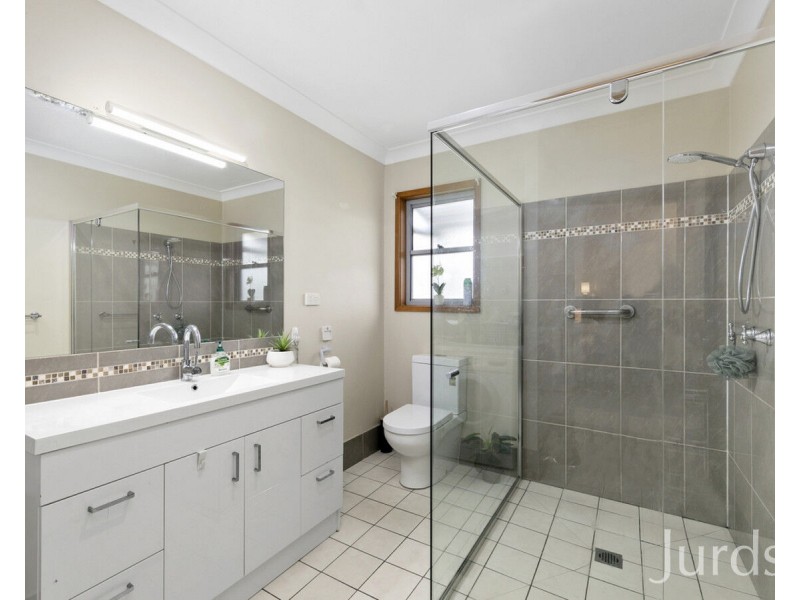1214 Leggetts Drive, Mount Vincent NSW 2323