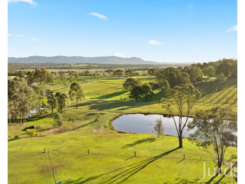 310 Talga Road, Lovedale NSW 2325