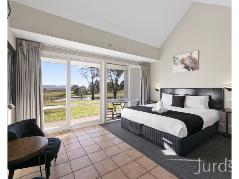 310 Talga Road, Lovedale NSW 2325