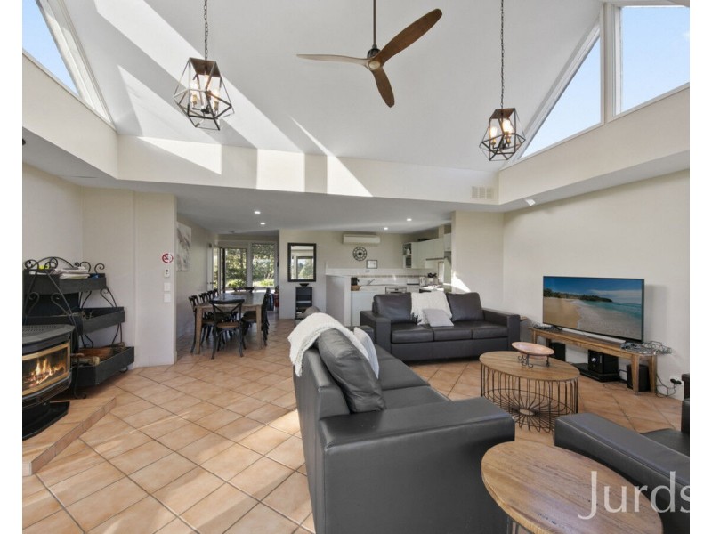 310 Talga Road, Lovedale NSW 2325