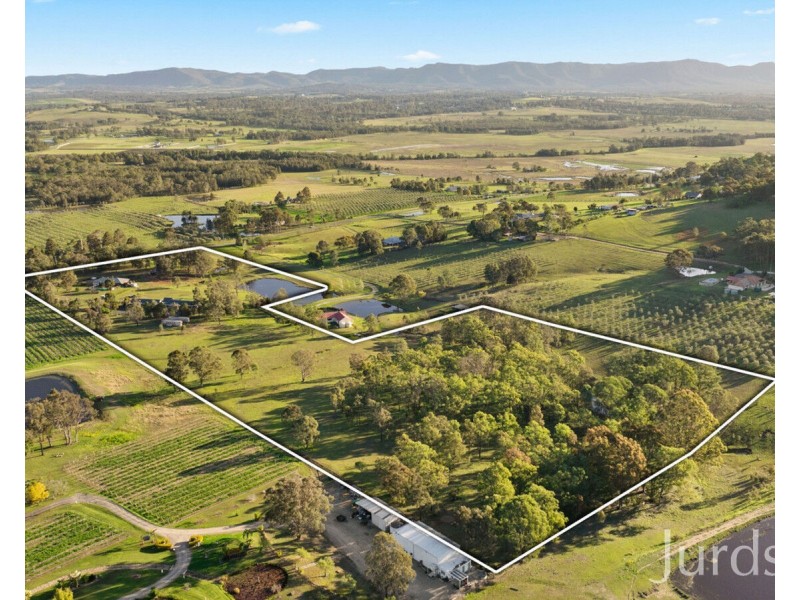 310 Talga Road, Lovedale NSW 2325