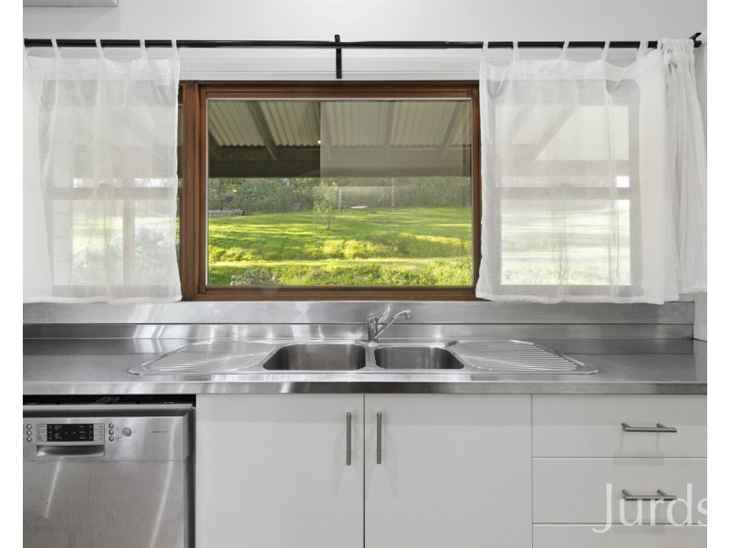 588 Martins Creek Road, Paterson NSW 2421