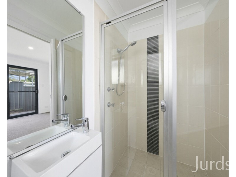 2/56A Anzac Avenue, Cessnock NSW 2325