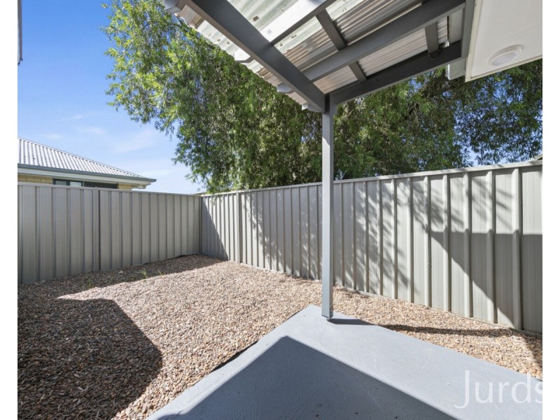 2/56A Anzac Avenue, Cessnock NSW 2325