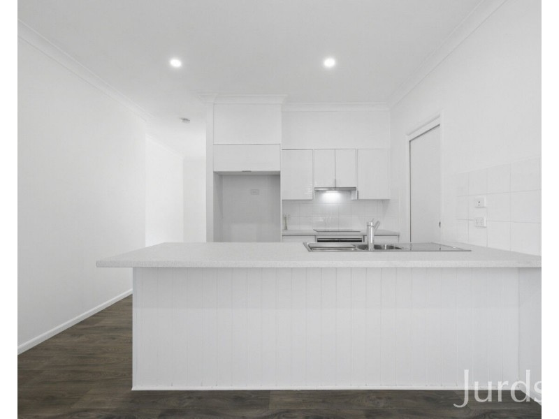 2/56A Anzac Avenue, Cessnock NSW 2325