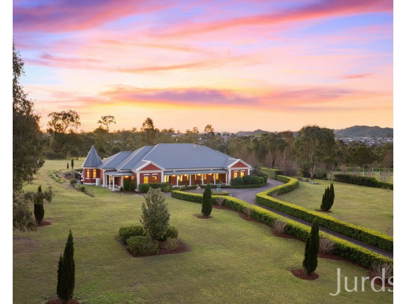 105 Forest Hill Drive, Oakhampton Heights NSW 2320