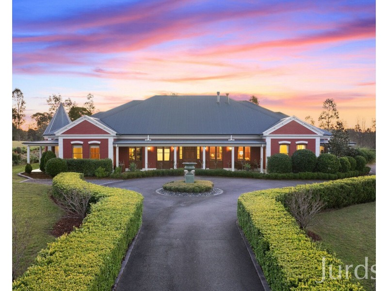 105 Forest Hill Drive, Oakhampton Heights NSW 2320