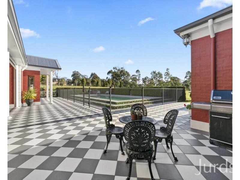 105 Forest Hill Drive, Oakhampton Heights NSW 2320
