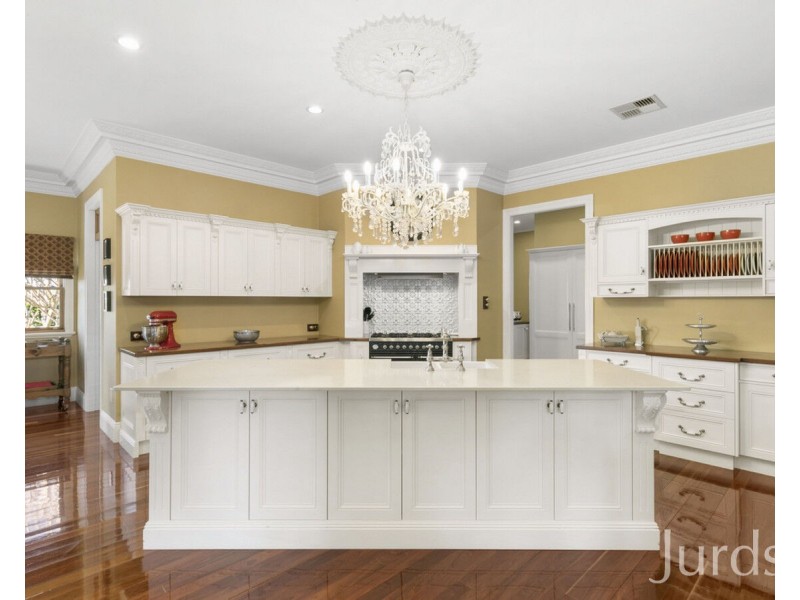 105 Forest Hill Drive, Oakhampton Heights NSW 2320