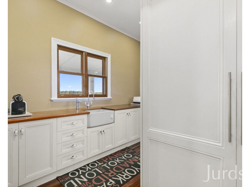 105 Forest Hill Drive, Oakhampton Heights NSW 2320