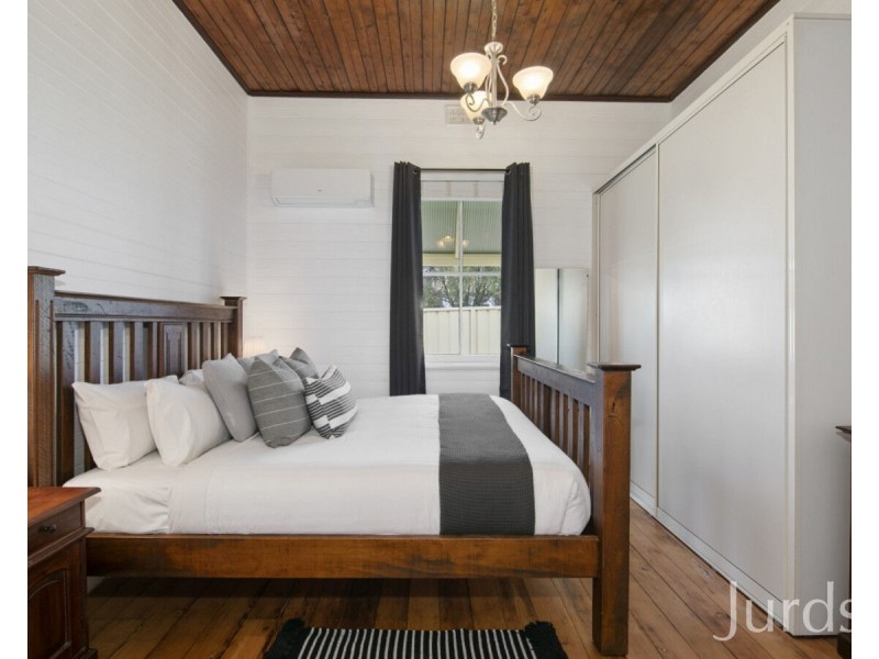 10 Bowen Street, Branxton NSW 2335