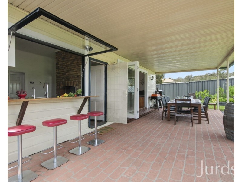 10 Bowen Street, Branxton NSW 2335