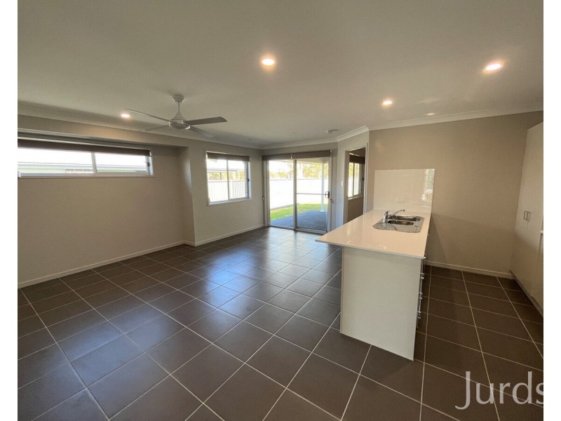 1/17 Wetland View Drive, Cessnock NSW 2325